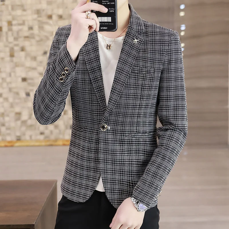 DYB&ZACQ New Men's Personality Small Fragrant Wind Suit Handsome Slim Fashion Korean Casual Thin Style Small Suit on The Coat
DYB&ZACQ New Men's Personality Small Fragrant Wind Suit Handsome Slim Fashion Korean Casual Thin Style Small Suit on The Coat
