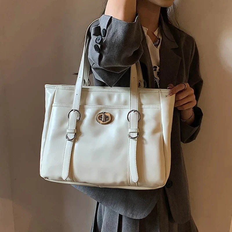 Side Solid For Trend With Lady Women 2023 Handle Tote Vintage Short Big Shoulder Handbags Bags Silver Female Bag
Side Solid For Trend With Lady Women 2023 Handle Tote Vintage Short Big Shoulder Handbags Bags Silver Female Bag