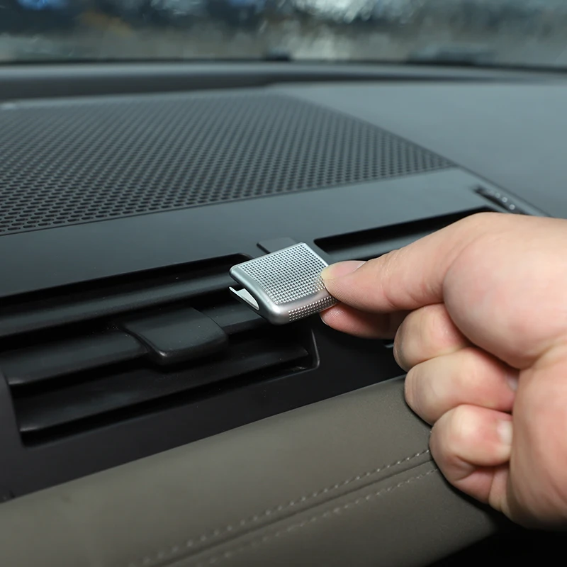 ABS Chrome Car Dashboard Air conditioning Air Outlet Adjustment Rod Decorative Cover Trim For Land Rover Defender 90 110 2020-22
ABS Chrome Car Dashboard Air conditioning Air Outlet Adjustment Rod Decorative Cover Trim For Land Rover Defender 90 110 2020-22
