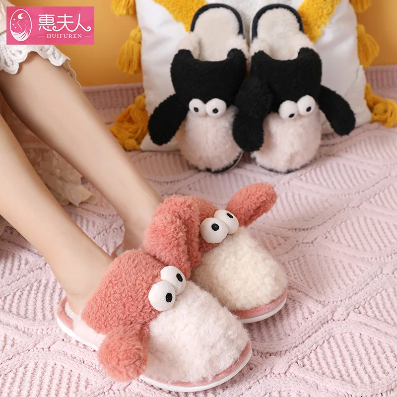 Cute cartoon cotton slippers in winter to keep warm indoor household thickening couples home floor female winter cotton slippers
Cute cartoon cotton slippers in winter to keep warm indoor household thickening couples home floor female winter cotton slippers