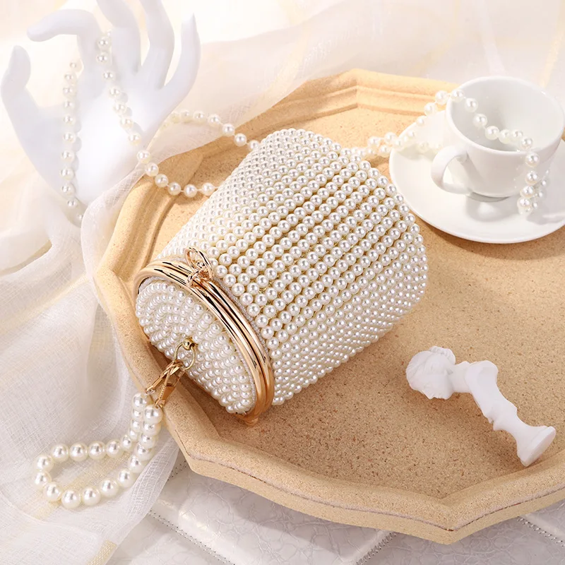 New Fashion Wallet Pearls Handmade Mini Evening Bag Luxury For Women Bridal Party Prom Clutch Purse Acrylic Handbag Diamond
New Fashion Wallet Pearls Handmade Mini Evening Bag Luxury For Women Bridal Party Prom Clutch Purse Acrylic Handbag Diamond