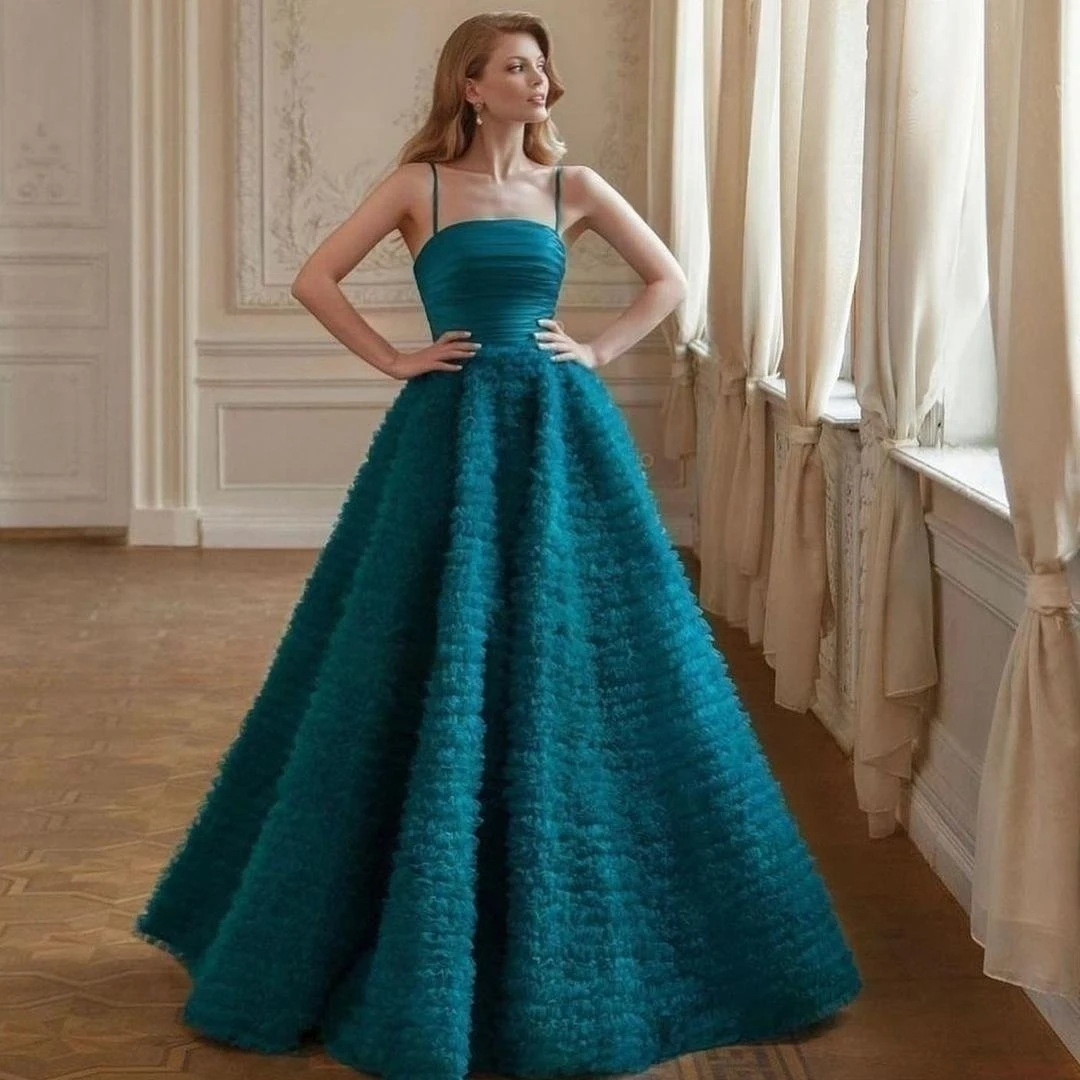 Lovestory Cascading Ruffles Tulle Long Prom Dresses 2023 Spaghetti Strapless Ruched Lace Up Back Special Party Evening Gowns
Lovestory Cascading Ruffles Tulle Long Prom Dresses 2023 Spaghetti Strapless Ruched Lace Up Back Special Party Evening Gowns