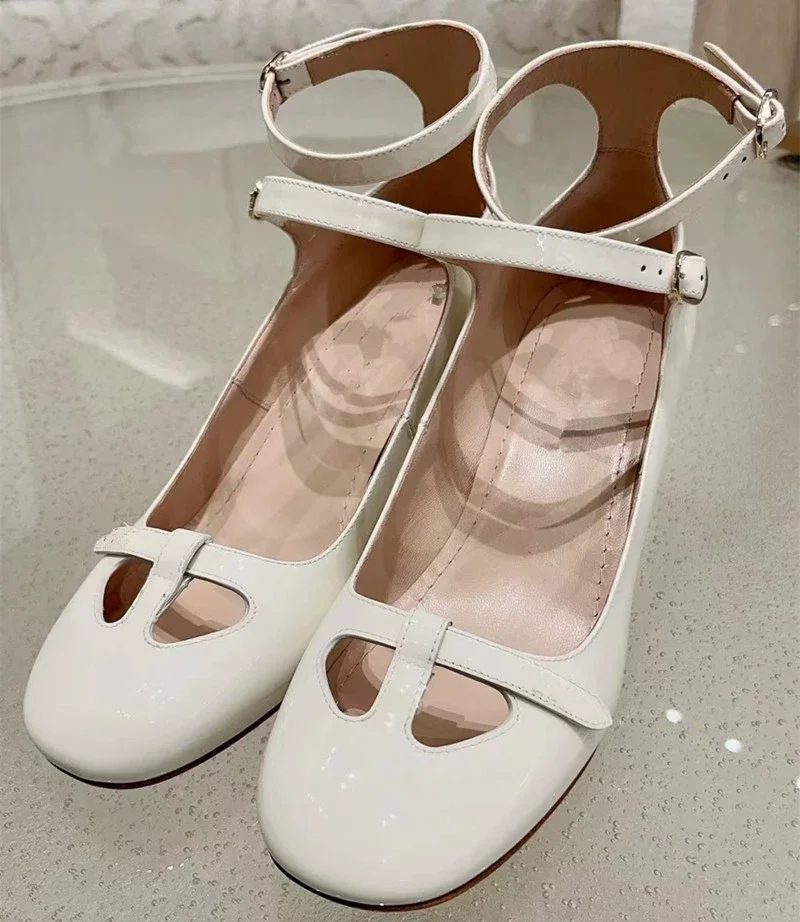 Low Heels Sandals Designer Women Shoes Patent Leather Zapatos Mujer Shallow Sandalia Traf Chaussure Femme Cozy Tacones Buckle
Low Heels Sandals Designer Women Shoes Patent Leather Zapatos Mujer Shallow Sandalia Traf Chaussure Femme Cozy Tacones Buckle