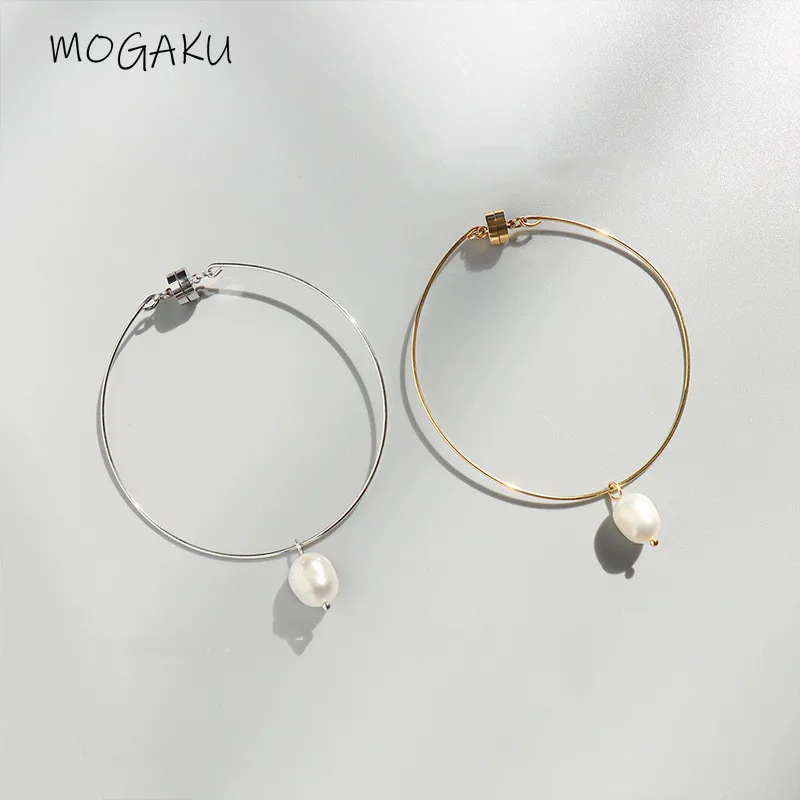 MOGAKU Titanium Steel Women Bracelet Fashion Magnet Bangles Freshwater Pearl Pendants Bracelets Designer Trendy Jewelry Gifts
MOGAKU Titanium Steel Women Bracelet Fashion Magnet Bangles Freshwater Pearl Pendants Bracelets Designer Trendy Jewelry Gifts
