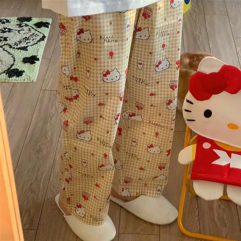 Hellokitty Sanrio Kawali Home Pants Shorts Pajama Pants Loose Comfortable Breathable Summer Cartoon Cute Birthday Gift For Girls 
Hellokitty Sanrio Kawali Home Pants Shorts Pajama Pants Loose Comfortable Breathable Summer Cartoon Cute Birthday Gift For Girls