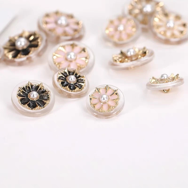Luxury Craft Button Handmade DIY Sewing Supplies and Accessories 20mm Snap Button Up Shirt Women Decorative Buttons for Clothing
Luxury Craft Button Handmade DIY Sewing Supplies and Accessories 20mm Snap Button Up Shirt Women Decorative Buttons for Clothing