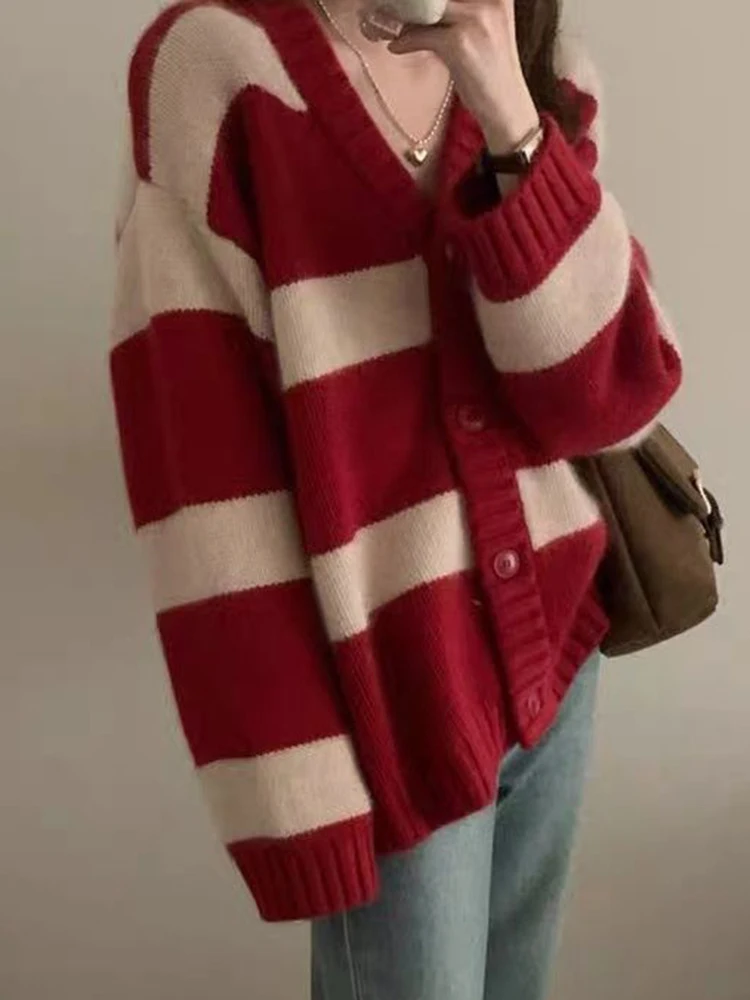 Jmprs Retro Harajuku Red Striped Cardigan Women Korean Loose V Neck Knitted Sweater Lazy Wind Long Sleeve Vintage Female Tops
Jmprs Retro Harajuku Red Striped Cardigan Women Korean Loose V Neck Knitted Sweater Lazy Wind Long Sleeve Vintage Female Tops