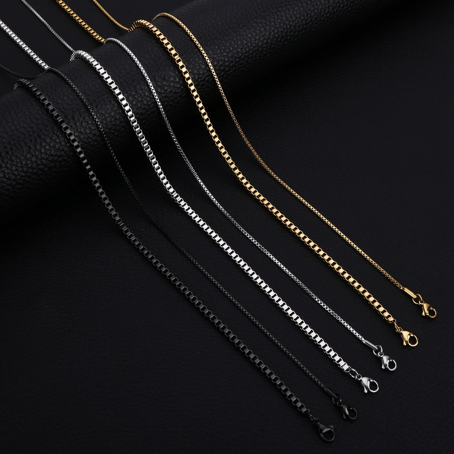 New Stainless Steel Box Chain Necklace DIY Jewelry Making Men Women Wholesale Link Chains Accessories 1.5mm 2mm 2.5mm 3mm
New Stainless Steel Box Chain Necklace DIY Jewelry Making Men Women Wholesale Link Chains Accessories 1.5mm 2mm 2.5mm 3mm