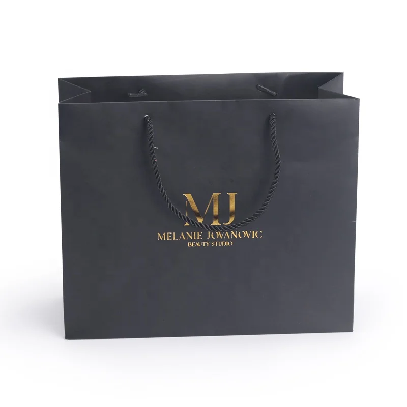 Manufacturer custom luxury beauty gift bag packaging custom black paper thank you gift bags with logo print
Manufacturer custom luxury beauty gift bag packaging custom black paper thank you gift bags with logo print