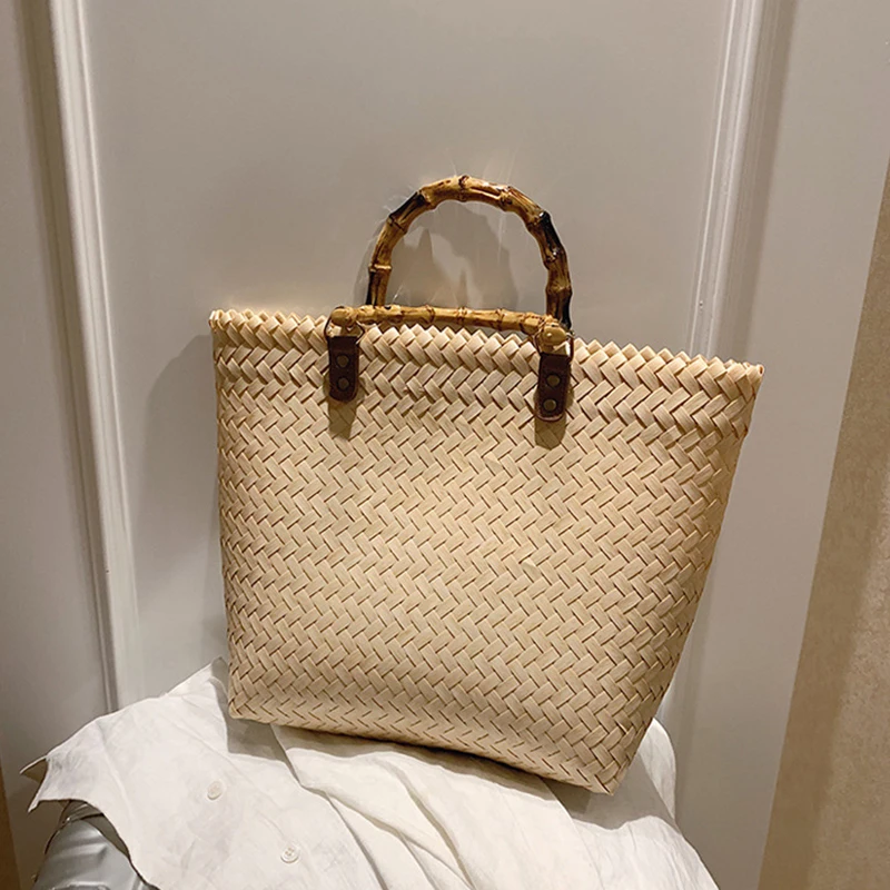 Straw bag 2022 New Retro large capacity vegetable basket woven bag handbag bamboo portable beach bag
Straw bag 2022 New Retro large capacity vegetable basket woven bag handbag bamboo portable beach bag