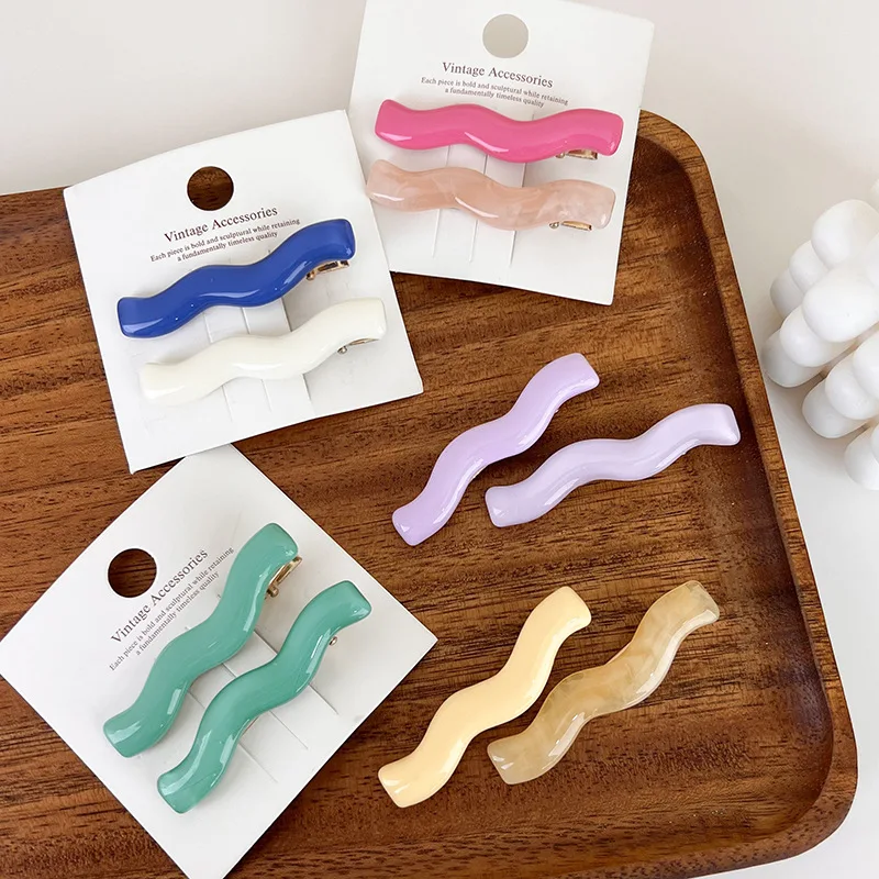 New Simple Sweet Jelly Color Wave Hair Clips Acrylic French Temperament Bangs Clip For Women Girls Hairpins Barrettes Headdress
New Simple Sweet Jelly Color Wave Hair Clips Acrylic French Temperament Bangs Clip For Women Girls Hairpins Barrettes Headdress