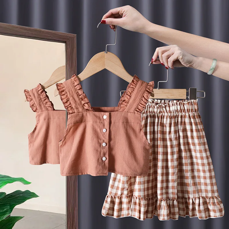 Young Girls Skirt Sets Girl Suit Halter Top Plus Plaid Skirt Summer Dress New Children's Wear 1-8 Years Old Toddler Girl Clothes
Young Girls Skirt Sets Girl Suit Halter Top Plus Plaid Skirt Summer Dress New Children's Wear 1-8 Years Old Toddler Girl Clothes