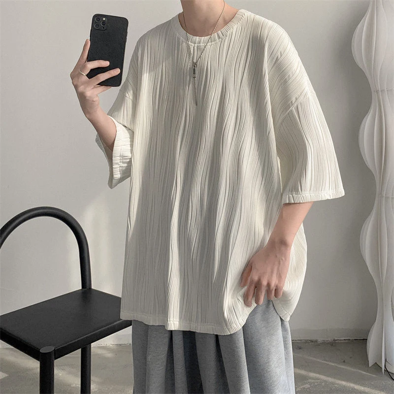 T Shirt Men Streetwear 2022 Summer 3d Print Pleated Striped Short Sleeve Korean Harajuku Fashion Embroidery Letter Oversized Top 
T Shirt Men Streetwear 2022 Summer 3d Print Pleated Striped Short Sleeve Korean Harajuku Fashion Embroidery Letter Oversized Top