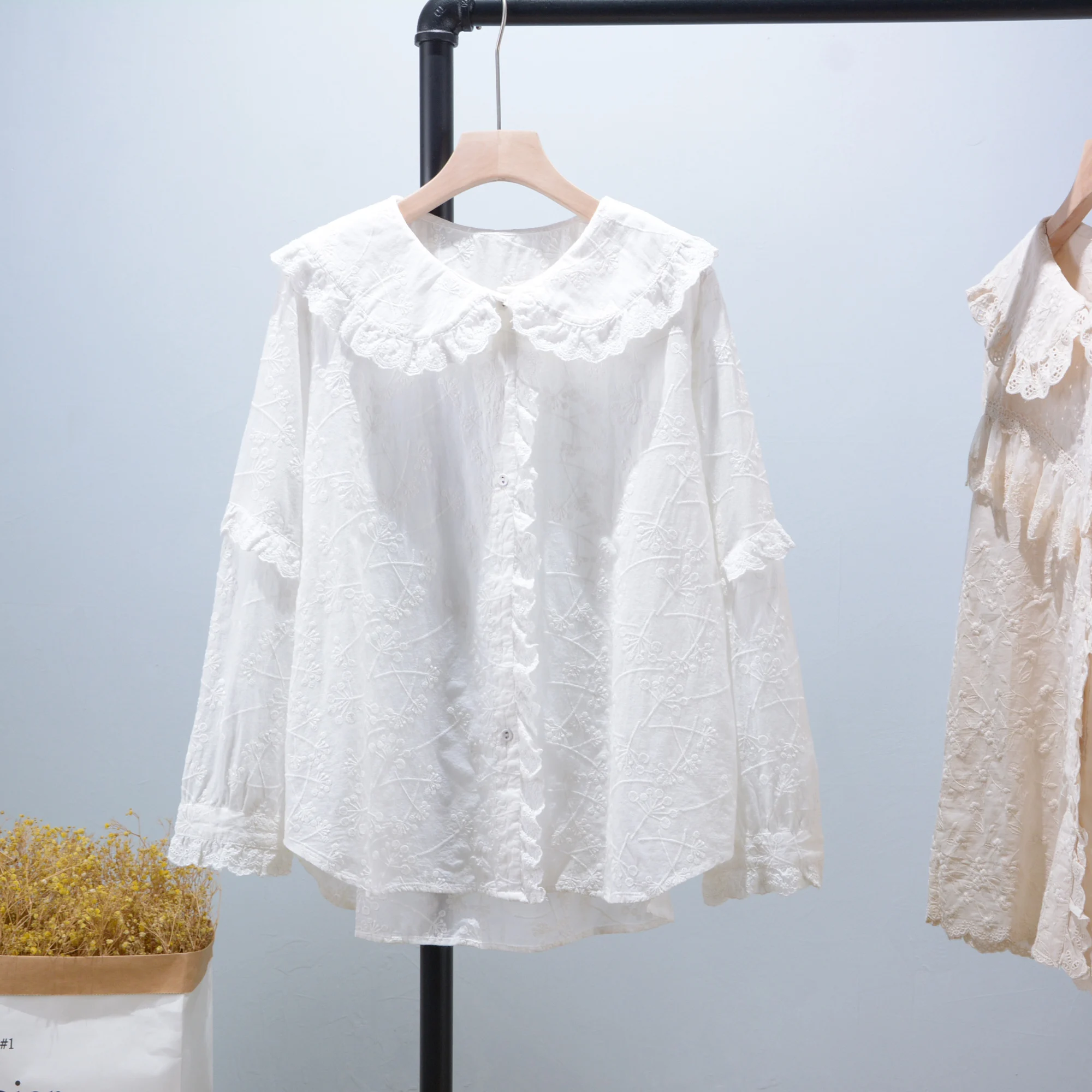 2022 Ранняя весна вышитая белая рубашка женские с длинным рукавом однобортные повседневные топы F215
2022 Ранняя весна вышитая белая рубашка женские с длинным рукавом однобортные повседневные топы F215