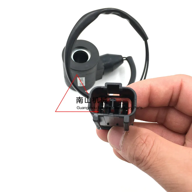 Rotary Solenoid Valve Coil Rotary Electronic Valve Coil Excavator 702-21-5740 For Komatsu PC60-7/90/120-6
Rotary Solenoid Valve Coil Rotary Electronic Valve Coil Excavator 702-21-5740 For Komatsu PC60-7/90/120-6