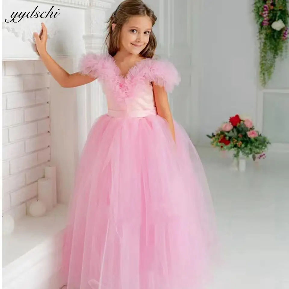 Lovely Princess Pink A-Line Flower Girl Dresses For Wedding 2023 Tulle Off Shoulder Pageant Floor Length First Communion Gowns
Lovely Princess Pink A-Line Flower Girl Dresses For Wedding 2023 Tulle Off Shoulder Pageant Floor Length First Communion Gowns