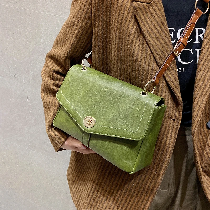 Retro PU Leather Small Flap Crossbody Bags for Women 2022 Hit Trend Women's Branded Side Bag Shoulder Handbags and Purses
Retro PU Leather Small Flap Crossbody Bags for Women 2022 Hit Trend Women's Branded Side Bag Shoulder Handbags and Purses