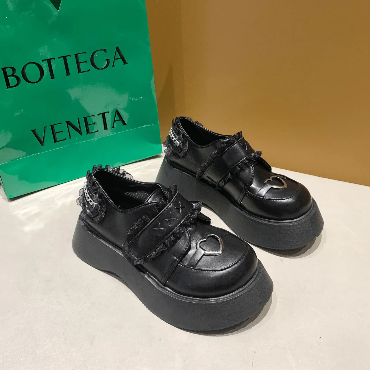Women Platform Loafers Japanese Round Toe High Heels Spring Autumn Uniform JK Leather Shoes Vintage Metal Buckle Mary Jane Shoes
Women Platform Loafers Japanese Round Toe High Heels Spring Autumn Uniform JK Leather Shoes Vintage Metal Buckle Mary Jane Shoes