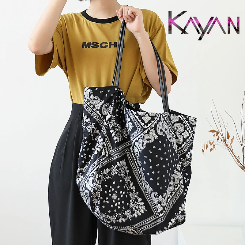 Hot Korean Canvas Women Shoulder Bag Large Capacity Print Tote Bag Designer Luxury Student Shopping Bag
Hot Korean Canvas Women Shoulder Bag Large Capacity Print Tote Bag Designer Luxury Student Shopping Bag