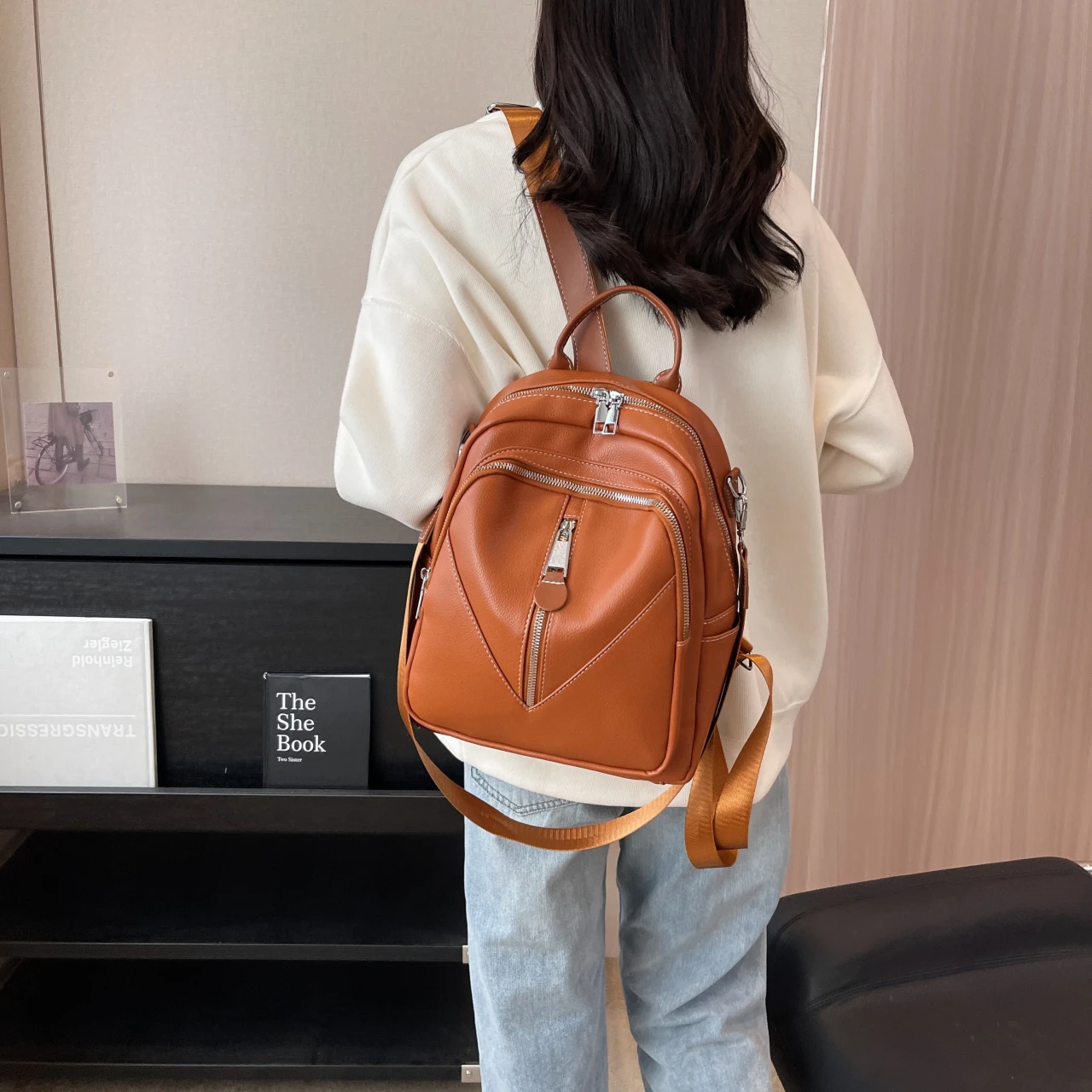 Fashion Backpack Leisure New Backpack Large Capacity Computer Schoolbag Waterproof Travel Bag Small Design
Fashion Backpack Leisure New Backpack Large Capacity Computer Schoolbag Waterproof Travel Bag Small Design