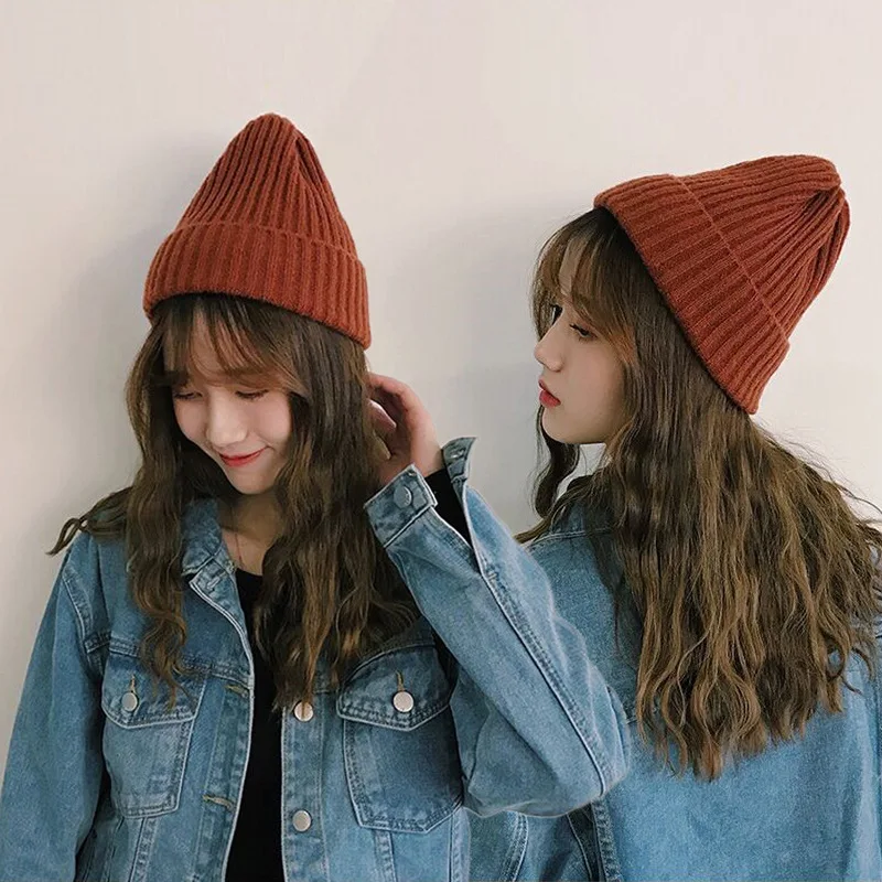Pure color board wool cap autumn winter female roll edge concave modelling pointy cap contracted Harajuku knit cap
Pure color board wool cap autumn winter female roll edge concave modelling pointy cap contracted Harajuku knit cap