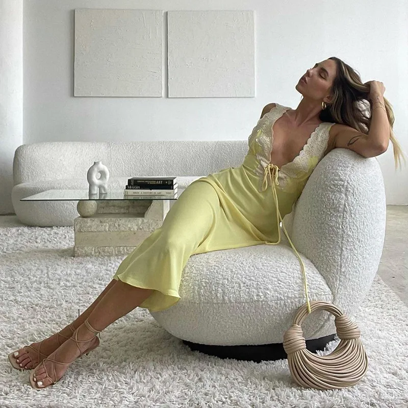 V Neck Maxi Satin Bodycon Dress Party Sexy Lace Backless Summer Elegant Bandage Women Dresses Club Sleeveless
V Neck Maxi Satin Bodycon Dress Party Sexy Lace Backless Summer Elegant Bandage Women Dresses Club Sleeveless