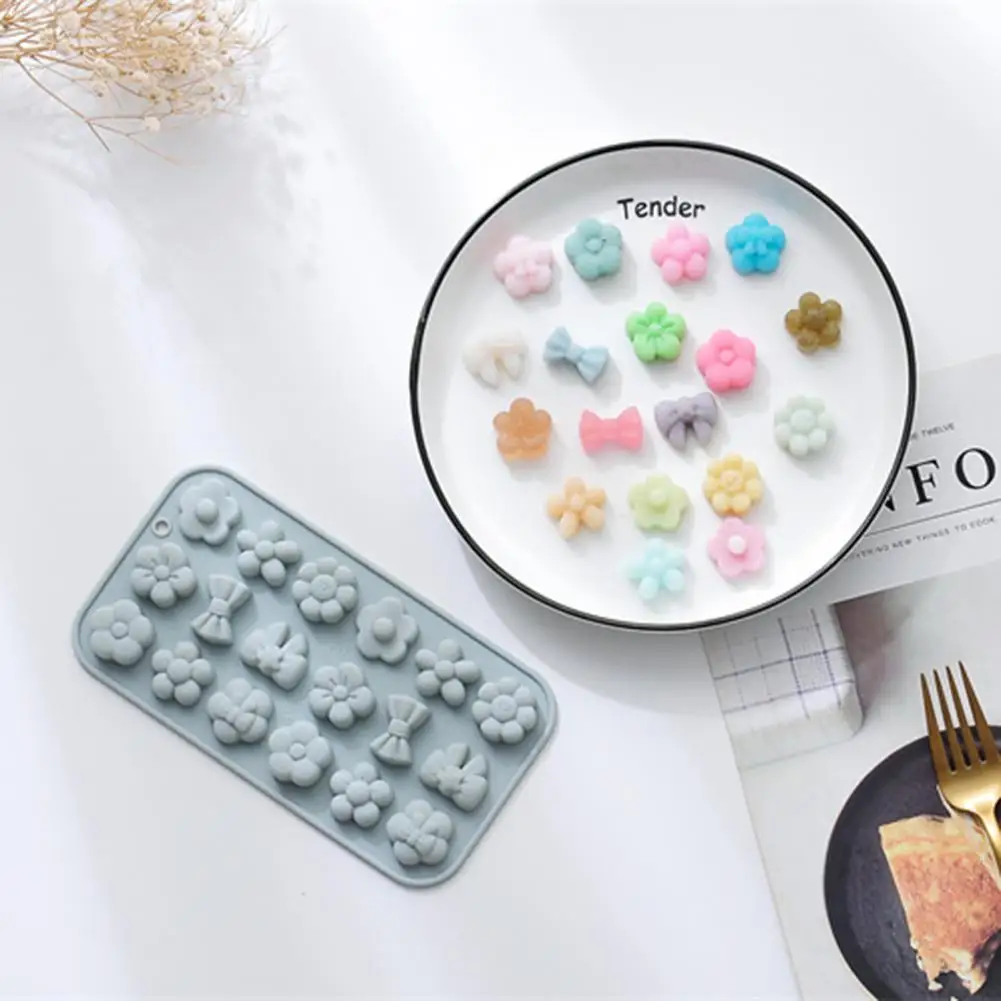 Pastry Mold Food Grade Indeformable Flower Shape Chocolate Cupcake Baking Mould Lightweight Chocolate Mold Kitchen Gadget
Pastry Mold Food Grade Indeformable Flower Shape Chocolate Cupcake Baking Mould Lightweight Chocolate Mold Kitchen Gadget
