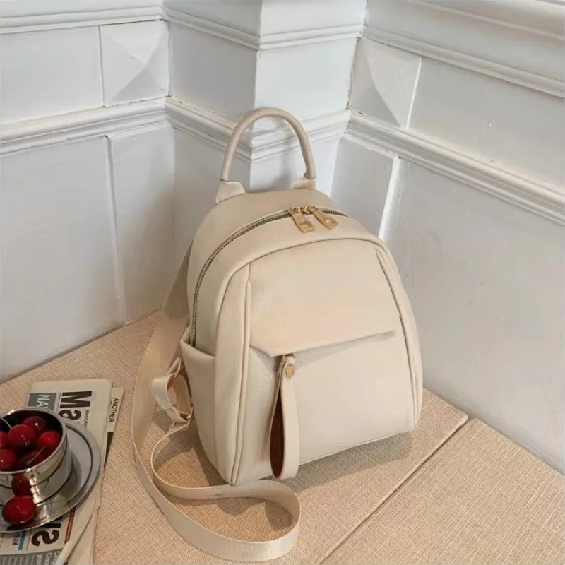 Женский модный рюкзак из искусственной кожи, однотонная Водонепроницаемая вместительная школьная сумка на плечо, повседневные дорожные ранцы для женщин
Женский модный рюкзак из искусственной кожи, однотонная Водонепроницаемая вместительная школьная сумка на плечо, повседневные дорожные ранцы для женщин