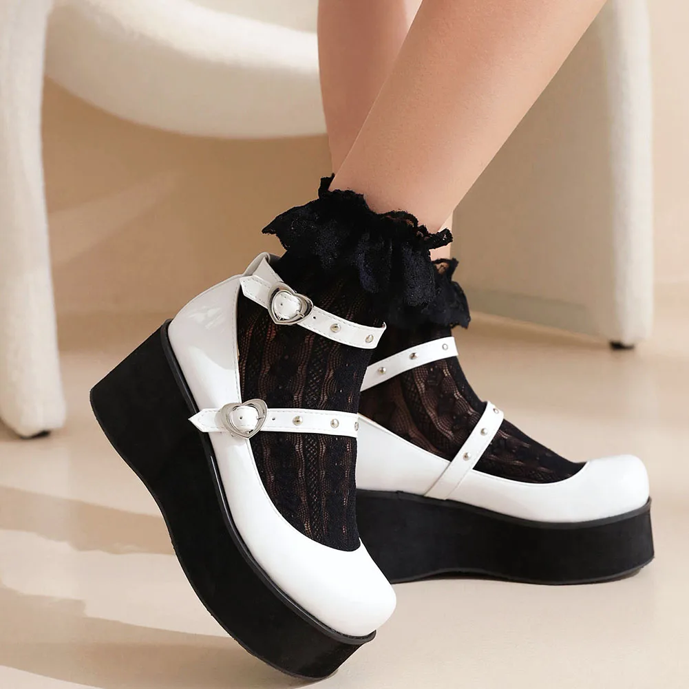 Женские туфли-лодочки DORATASIA на толстой подошве, туфли-лодочки на платформе с круглым носком и пряжкой в форме сердца, модные вечерние туфли д... 
Женские туфли-лодочки DORATASIA на толстой подошве, туфли-лодочки на платформе с круглым носком и пряжкой в форме сердца, модные вечерние туфли д...