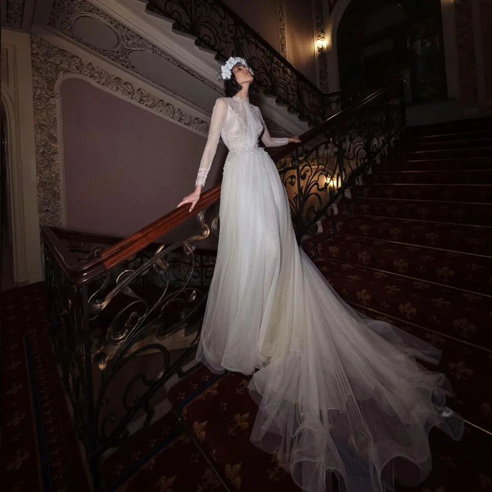 Exquisite Bride Gowns O-Neck Backless Lace Applique Illusion Long Sleeves Wedding Dresses Court Train A-Line Vestido De Noiva
Exquisite Bride Gowns O-Neck Backless Lace Applique Illusion Long Sleeves Wedding Dresses Court Train A-Line Vestido De Noiva