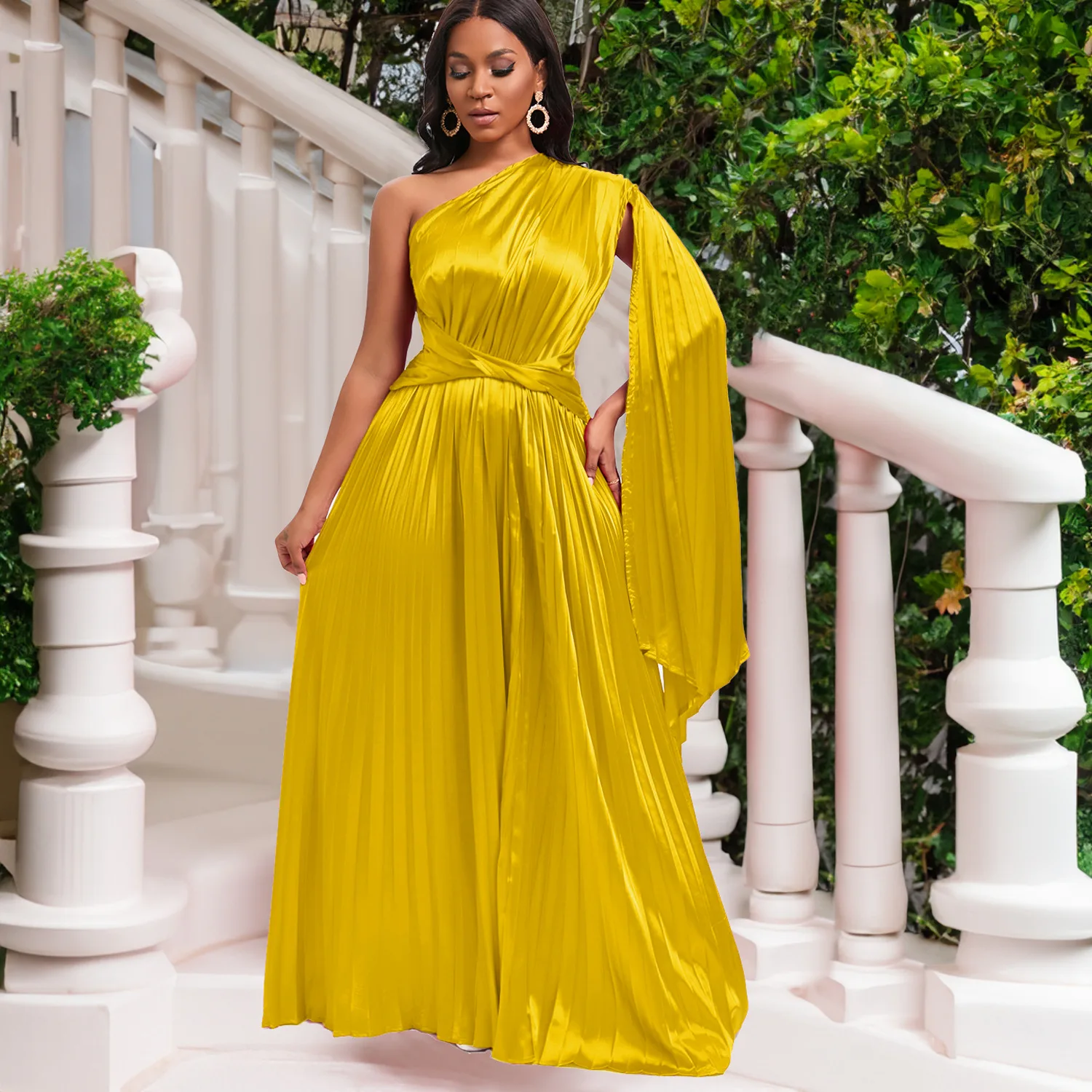 Elegant Plus Size Women Party Dress 3XL Sexy Lady Reflective Gold Pleated Evening Dresses Luxury Female Prom Maxi Vestido
Elegant Plus Size Women Party Dress 3XL Sexy Lady Reflective Gold Pleated Evening Dresses Luxury Female Prom Maxi Vestido