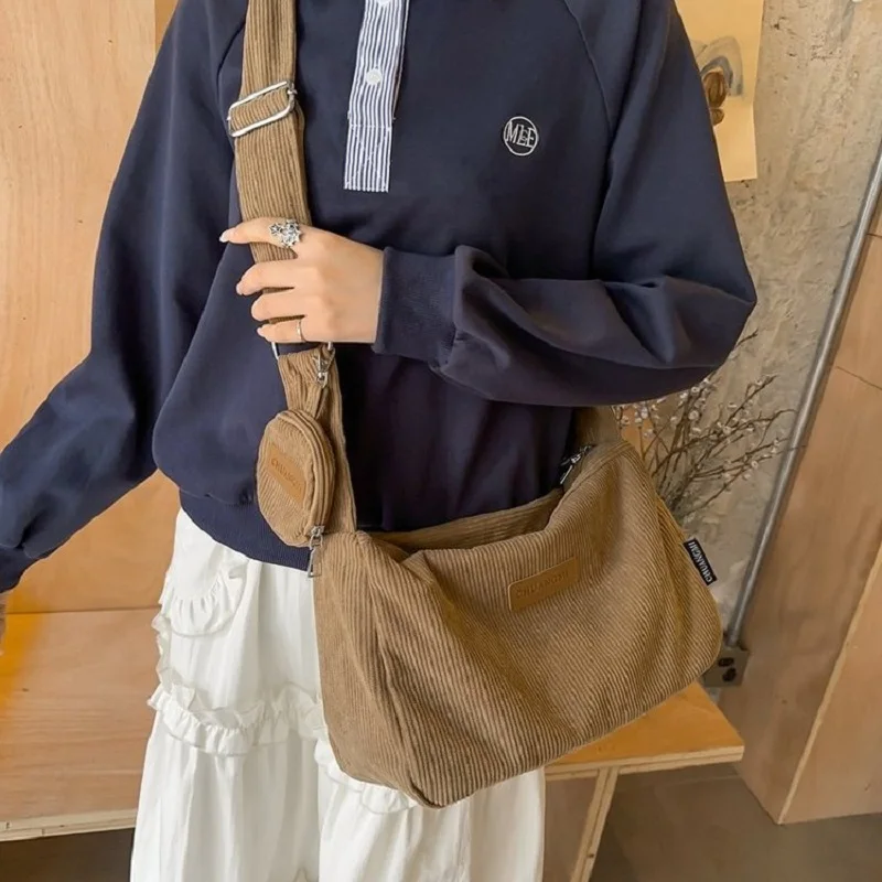 Large Capacity Shoulder Bag Women's Bag Corduroy Bag Simple and Versatile Crossbody Tote Bag Women's Bag Handbag
Large Capacity Shoulder Bag Women's Bag Corduroy Bag Simple and Versatile Crossbody Tote Bag Women's Bag Handbag