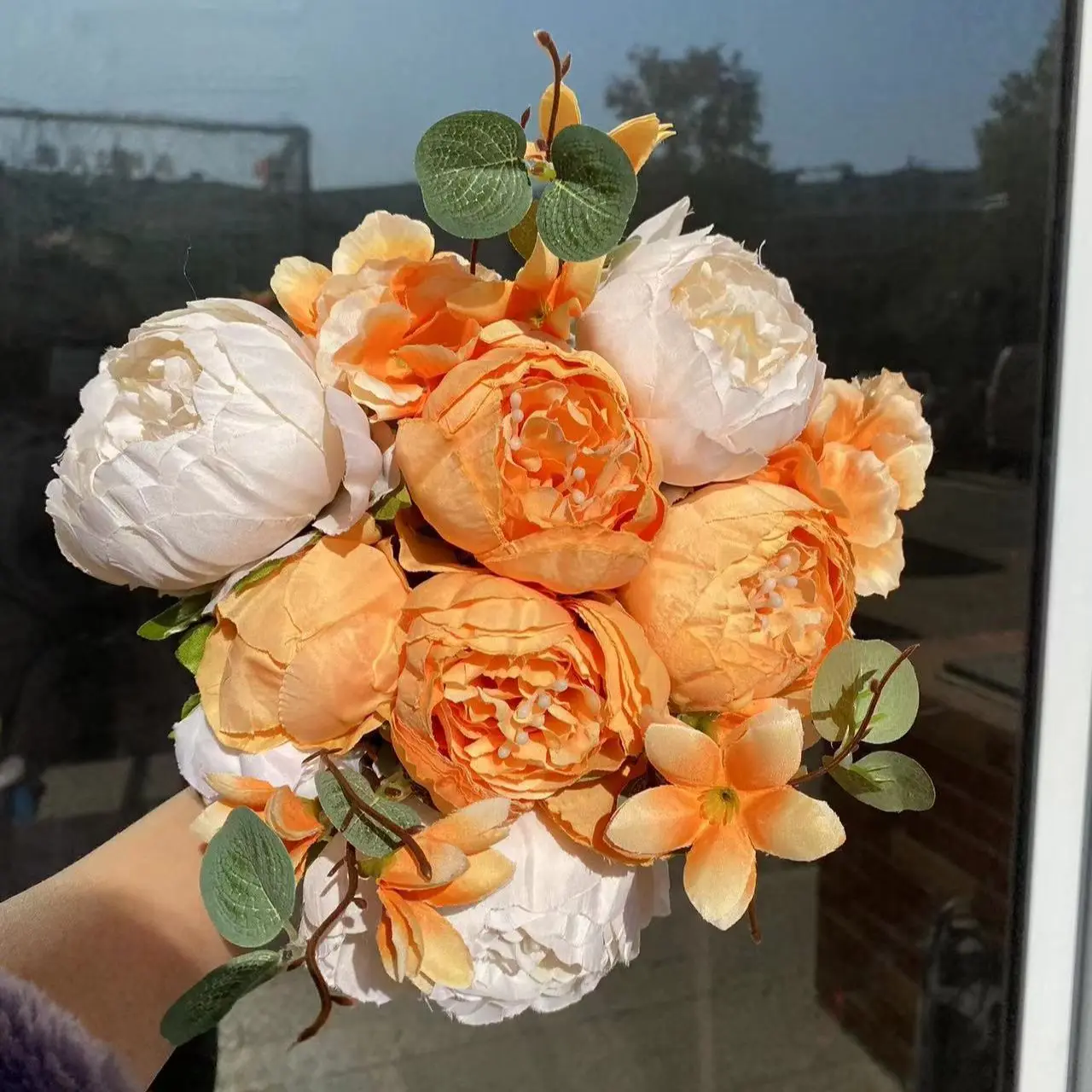 

Fashion Simulation Flowers Wedding Decoration Bouquet Bride Holding Accessories Home Church Decor Gift For Wife Beautiful Flower