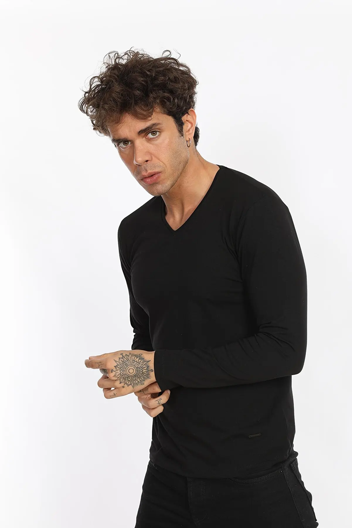 Black Slim Fit Lycra V-neck Basic Long Sleeve Tshirt Sweatshirts For Men 36296021
Black Slim Fit Lycra V-neck Basic Long Sleeve Tshirt Sweatshirts For Men 36296021