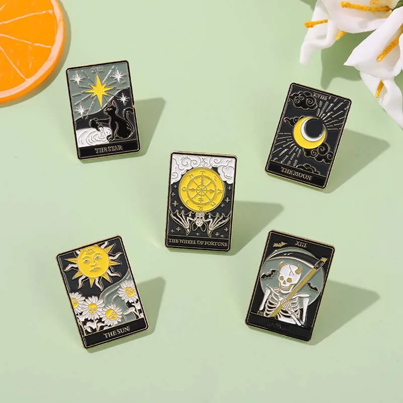 XM-funny New Mysterious Faith Divination Tarot Brand Shape Alloy Paint Brooch Clothing Bag Accessories
XM-funny New Mysterious Faith Divination Tarot Brand Shape Alloy Paint Brooch Clothing Bag Accessories