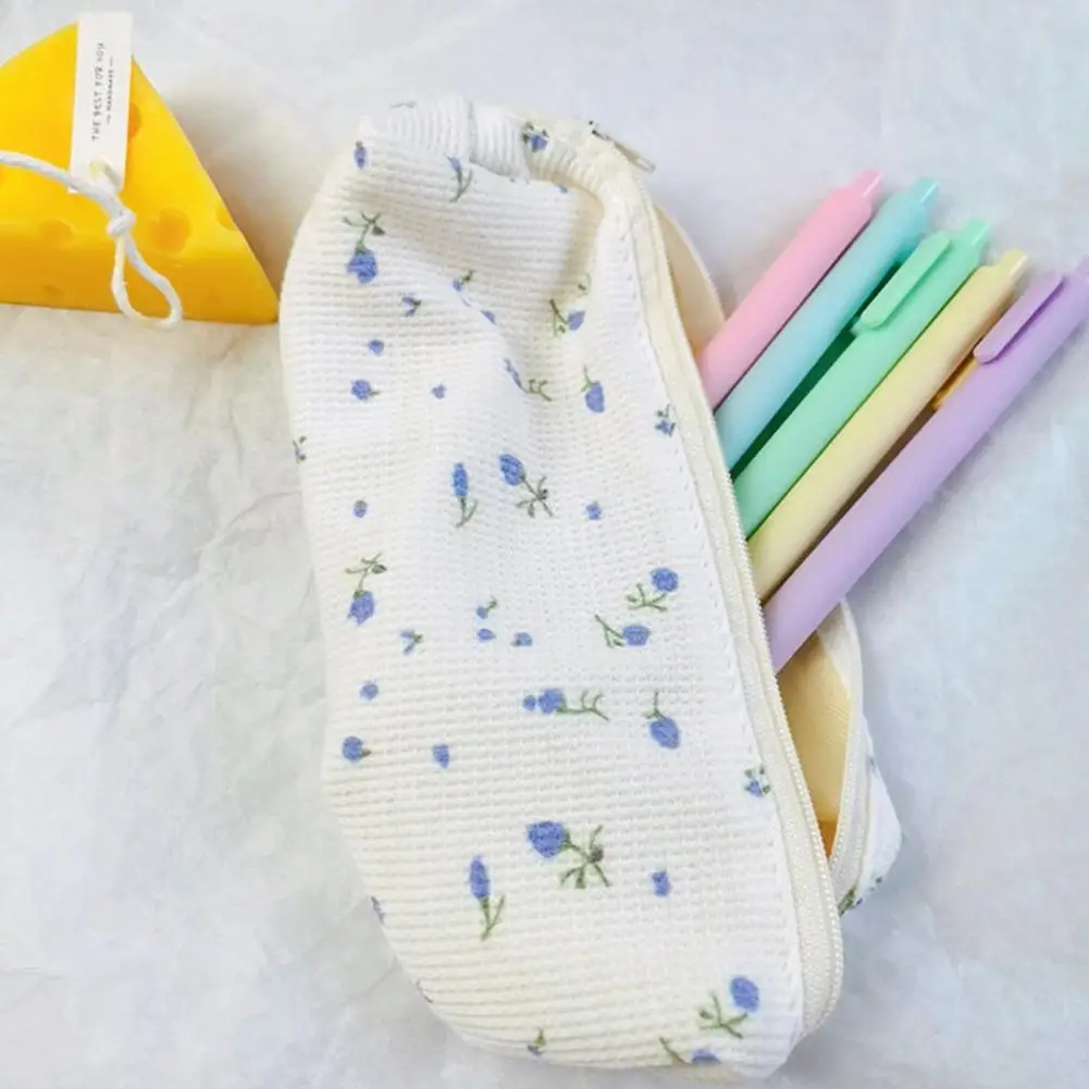 Stationery Pouch Stylish Multi-purpose Lightweight Stationery Pouch With Zipper for School Stationery Bag Pencil Bag
Stationery Pouch Stylish Multi-purpose Lightweight Stationery Pouch With Zipper for School Stationery Bag Pencil Bag