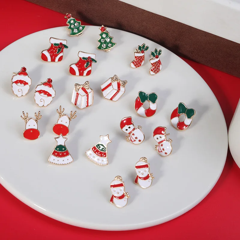 Ladies Fashion Christmas Stud Earrings Santa Christmas Tree Elk Earrings Party Festive Jewelry Gifts Ladies Girls
Ladies Fashion Christmas Stud Earrings Santa Christmas Tree Elk Earrings Party Festive Jewelry Gifts Ladies Girls