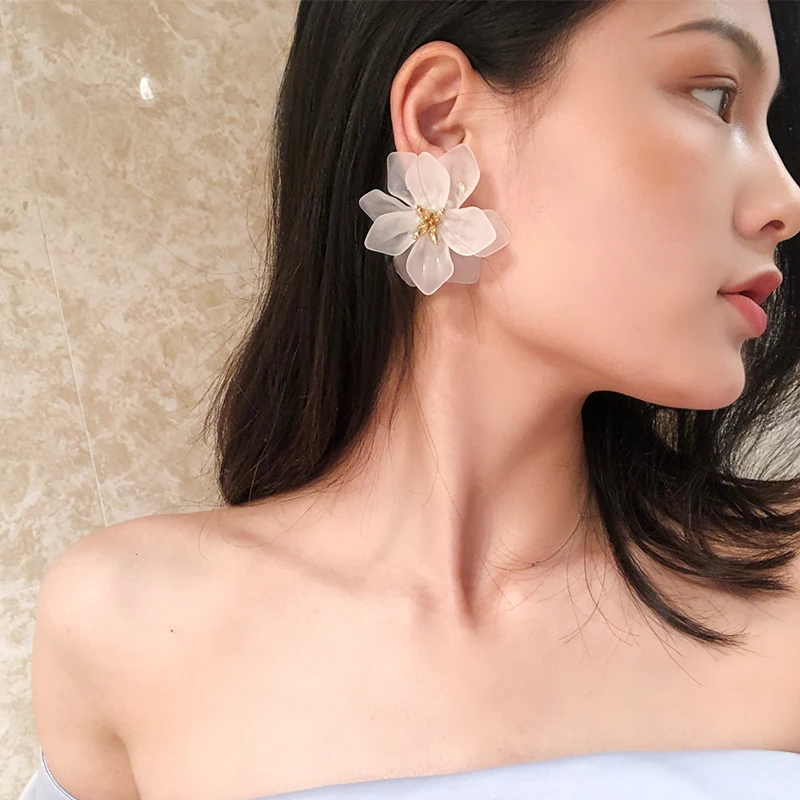 Women Girls Korean Style Exaggerated Flower Earrings Boutique Elegant Plant Ear Rings Vintage Jewelry Wedding Party Earring Gift
Women Girls Korean Style Exaggerated Flower Earrings Boutique Elegant Plant Ear Rings Vintage Jewelry Wedding Party Earring Gift