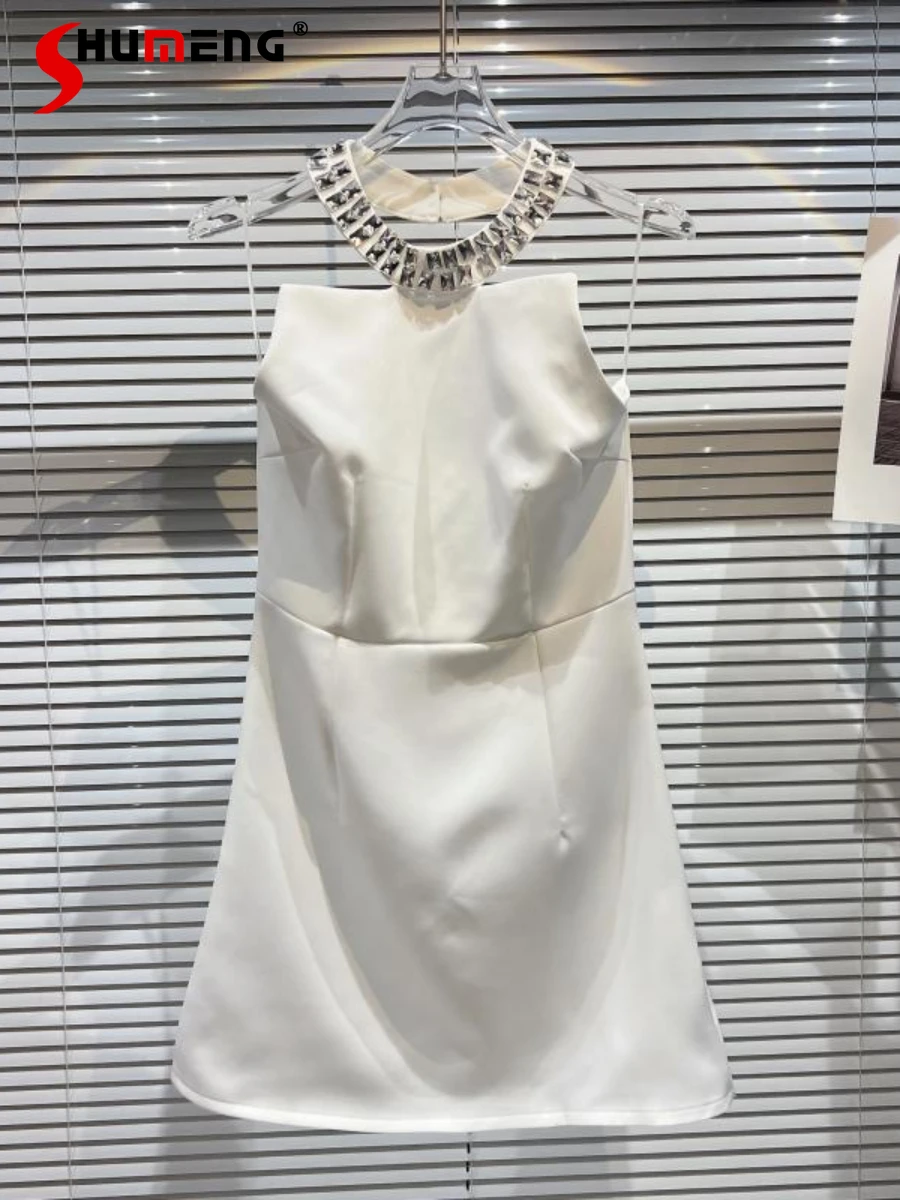 2022 Summer New Elegant Socialite Rhinestone Off-Shoulder Slimming Dress for Women Halter Neck Sleeveless Mid-length Dress
2022 Summer New Elegant Socialite Rhinestone Off-Shoulder Slimming Dress for Women Halter Neck Sleeveless Mid-length Dress