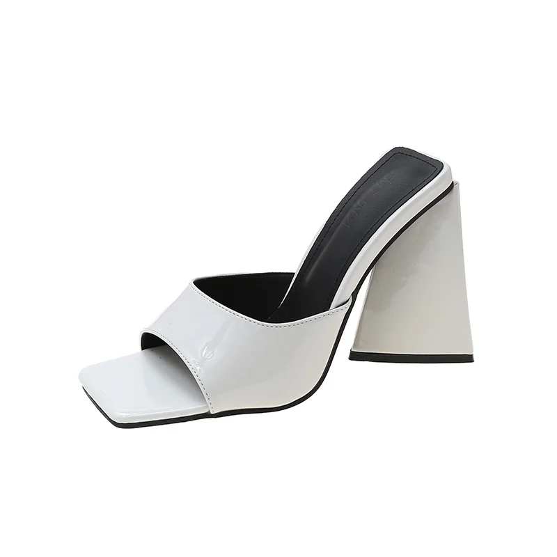 Sexy Thick High-heeled Slippers Women's Fashion Square Toe Open-toe Women's Shoes Summer New Women's Sandals Slippers
Sexy Thick High-heeled Slippers Women's Fashion Square Toe Open-toe Women's Shoes Summer New Women's Sandals Slippers