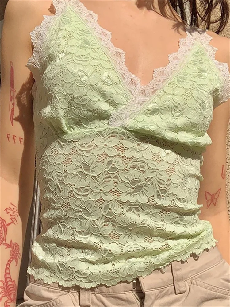 hirigin Women Summer Sleeveless Vest Y2K Vintage Floral Lace Crop Tops Sexy Deep V-neck Backless Camis Kawaii Tank Streetwear
hirigin Women Summer Sleeveless Vest Y2K Vintage Floral Lace Crop Tops Sexy Deep V-neck Backless Camis Kawaii Tank Streetwear