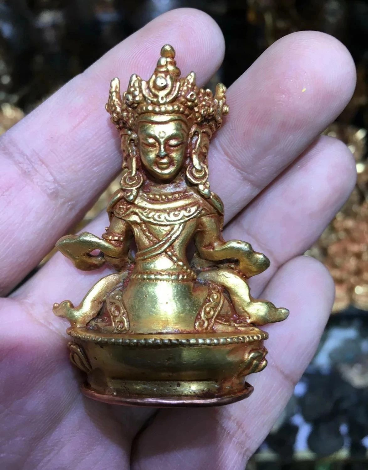 

Nepal tibet bronze gold carved small buddhism three face buddha statue
