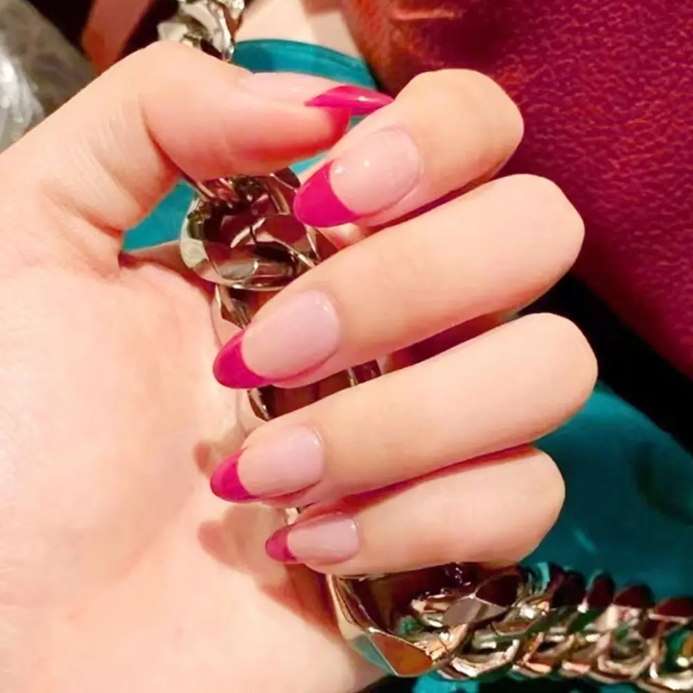 24pcs/Box Women Fashion Detachable Manicure Tool Artificial French Fake Nails Nail Tips Almond False Nails Wearable
24pcs/Box Women Fashion Detachable Manicure Tool Artificial French Fake Nails Nail Tips Almond False Nails Wearable