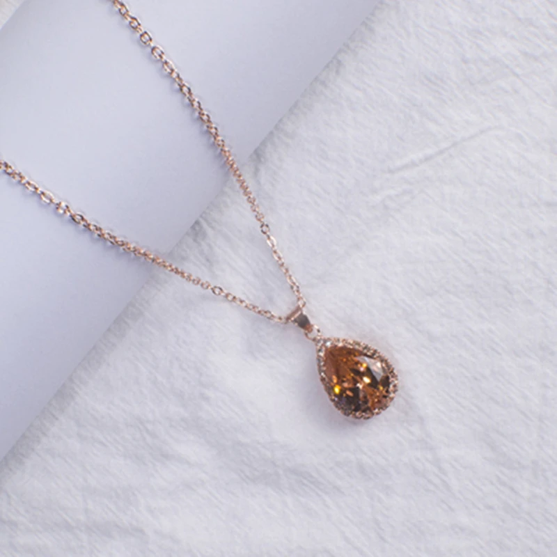 Diamond Necklace Pendant Jewelry Versatile New Thin Earrings Light Luxury Design Gifts Ladies Fashion Personality Jewelry
Diamond Necklace Pendant Jewelry Versatile New Thin Earrings Light Luxury Design Gifts Ladies Fashion Personality Jewelry