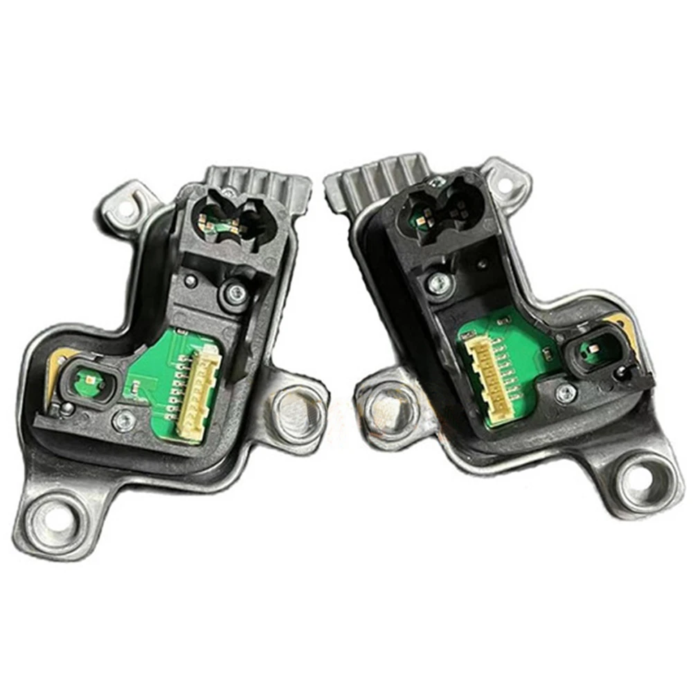 1Pair Headlight LED Module Unit Turn Signal Lights Source 63117419617 63117419618 for BMW 3 Series F30 F31 LCI 2015-2019
1Pair Headlight LED Module Unit Turn Signal Lights Source 63117419617 63117419618 for BMW 3 Series F30 F31 LCI 2015-2019