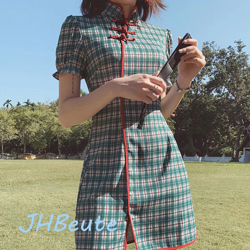 Cheongsam Improved Version Chinese Style Dress 2022Spring Summer New Republic China Retro Girl Temperament Firstlove Plaid Dress
Cheongsam Improved Version Chinese Style Dress 2022Spring Summer New Republic China Retro Girl Temperament Firstlove Plaid Dress