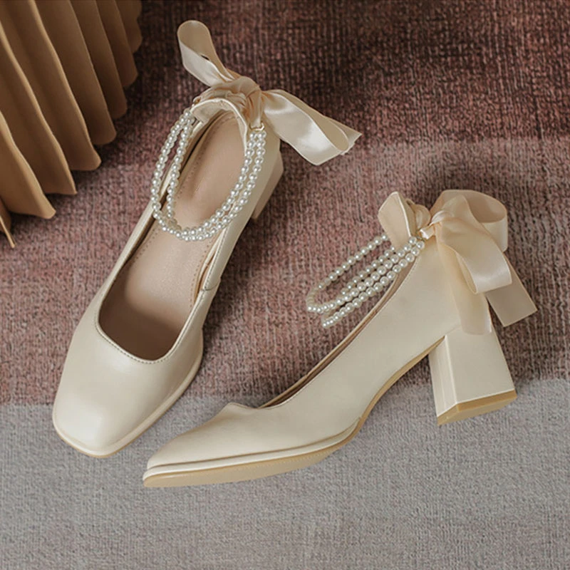 Новые женские элегантные туфли на высоком каблуке с бантом и квадратным носком, модные черные туфли на высоком толстом каблуке, вечерние св...
Новые женские элегантные туфли на высоком каблуке с бантом и квадратным носком, модные черные туфли на высоком толстом каблуке, вечерние св...