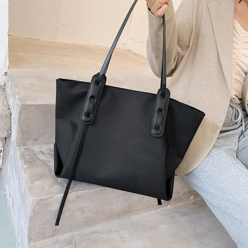 New Large Shoulder Bag Women Travel Bags Canvas Pu Quailty Bag Female Luxury Handbags Women Bags Designer Sac A Main Femme
New Large Shoulder Bag Women Travel Bags Canvas Pu Quailty Bag Female Luxury Handbags Women Bags Designer Sac A Main Femme