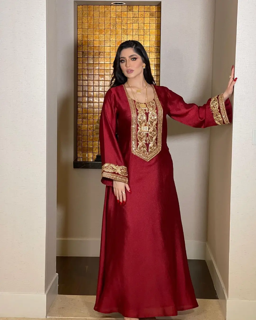 Muslim Hijab Dress Vintage Ethnic Arabic Dresses for Women Autumn Middle East Dubai Abaya Oman Kuwait Moroccan Kaftan Clothes
Muslim Hijab Dress Vintage Ethnic Arabic Dresses for Women Autumn Middle East Dubai Abaya Oman Kuwait Moroccan Kaftan Clothes