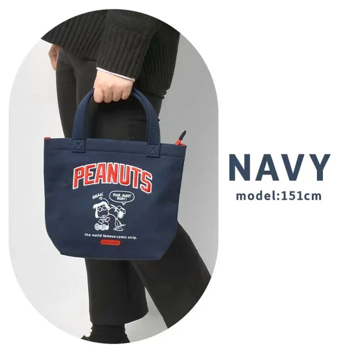 New Japanese Style Shree Cartoon Cute Versatile Embroidery Print Large Capacity Letter Fashion Handbag
New Japanese Style Shree Cartoon Cute Versatile Embroidery Print Large Capacity Letter Fashion Handbag